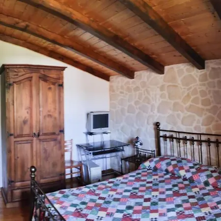 Neli, Palazzolo Acreide, Siracusa, Hot Tub, Wi-fi & Parking * Palazzolo Acreide