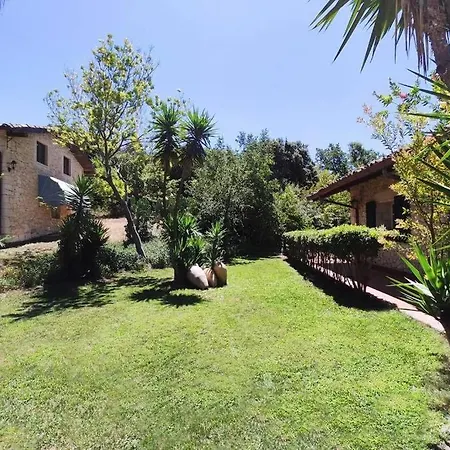 Neli, Palazzolo Acreide, Siracusa, Hot Tub, Wi-fi & Parking * Palazzolo Acreide