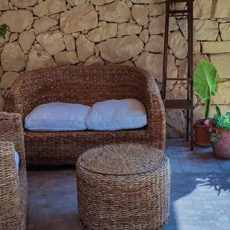 Neli, Palazzolo Acreide, Siracusa, Hot Tub, Wi-fi & Parking