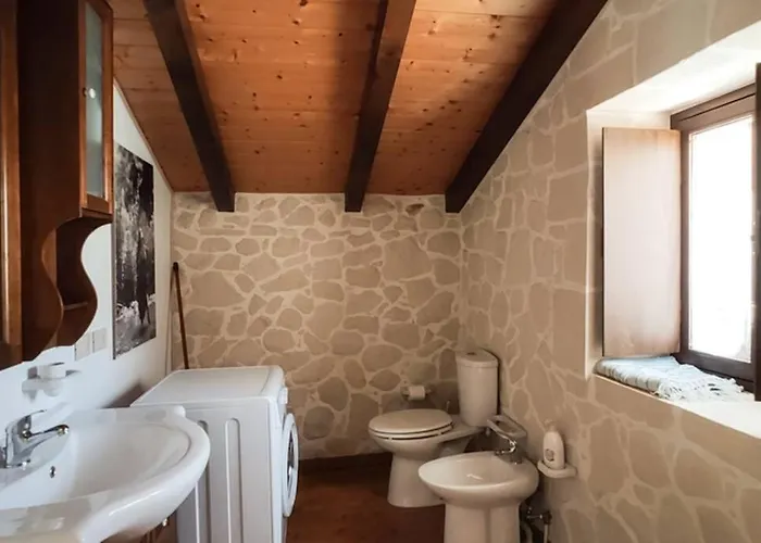 Neli, Palazzolo Acreide, Siracusa, Hot Tub, Wi-fi & Parking