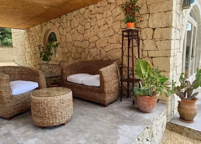 Neli, Palazzolo Acreide, Siracusa, Hot Tub, Wi-fi & Parking * 帕拉佐洛阿克雷伊德